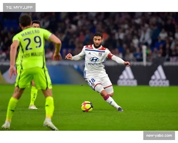 昂热战术执行力低下 攻防两端缺乏有效衔接制约整体表现 昂热战术执行力低下 攻防两端缺乏有效衔接制约整体表现